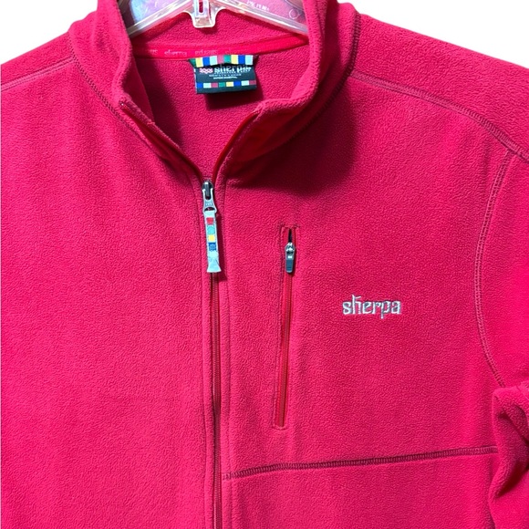 Sherpa Adventure Gear-men’s XL full zip fleece jacket. Red/3 pockets. Cinch cord - Picture 6 of 13